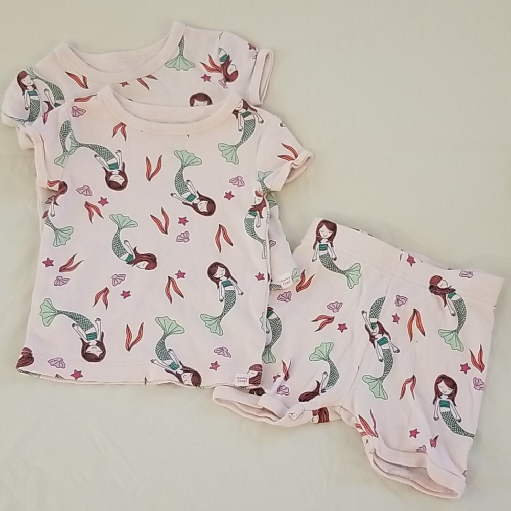 Short Set w 2 Shirts